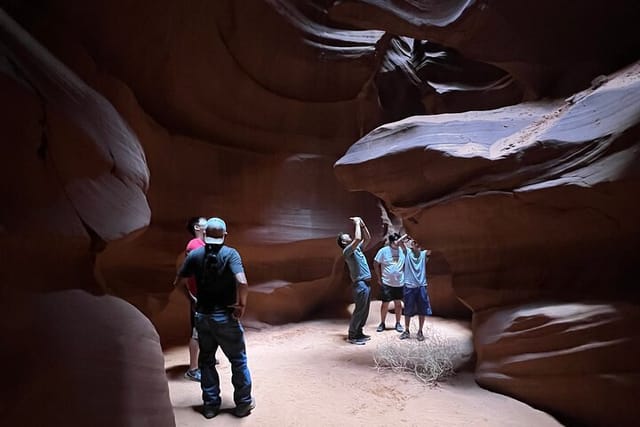 Upper Antelope Canyon Tour - Photo 1 of 8